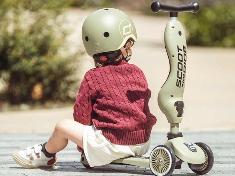Scoot and ride